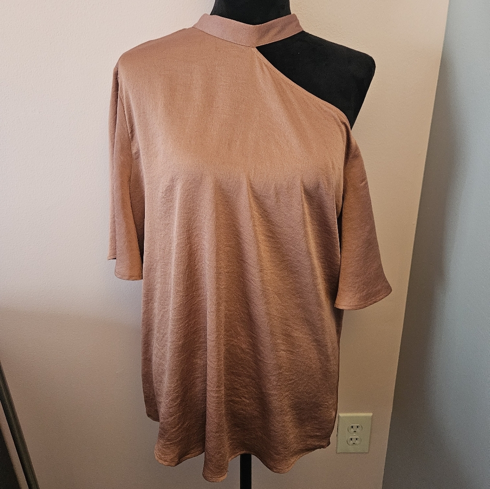 Express Dusty Rose Cold-Shoulder Blouse - Size Large⚘️